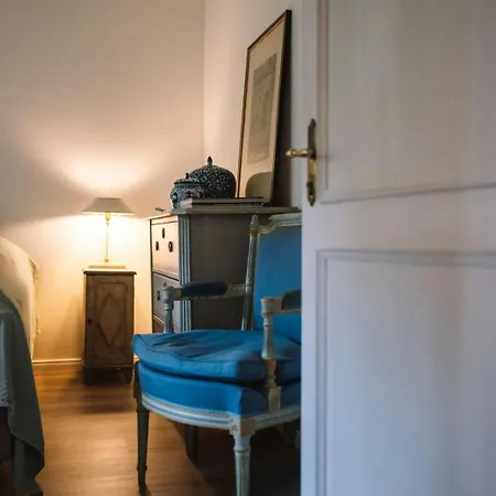 Lejlighed Flat In Historic In *